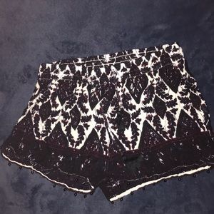 Patterned shorts